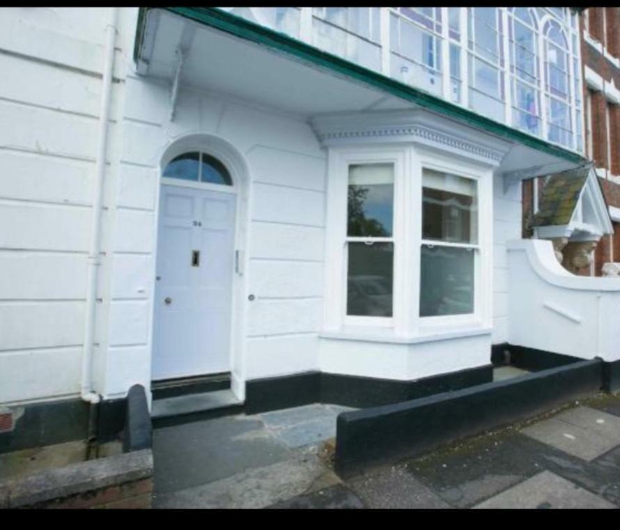Beautiful One Bedroom Ground Floor Apartment With Parking Exeter Zewnętrze zdjęcie
