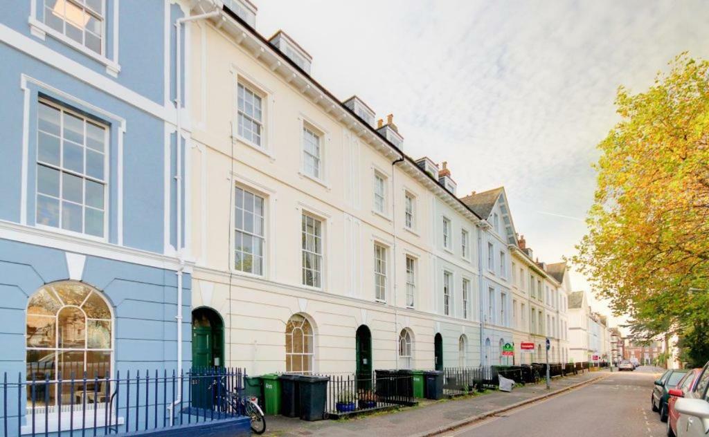 Beautiful One Bedroom Ground Floor Apartment With Parking Exeter Zewnętrze zdjęcie